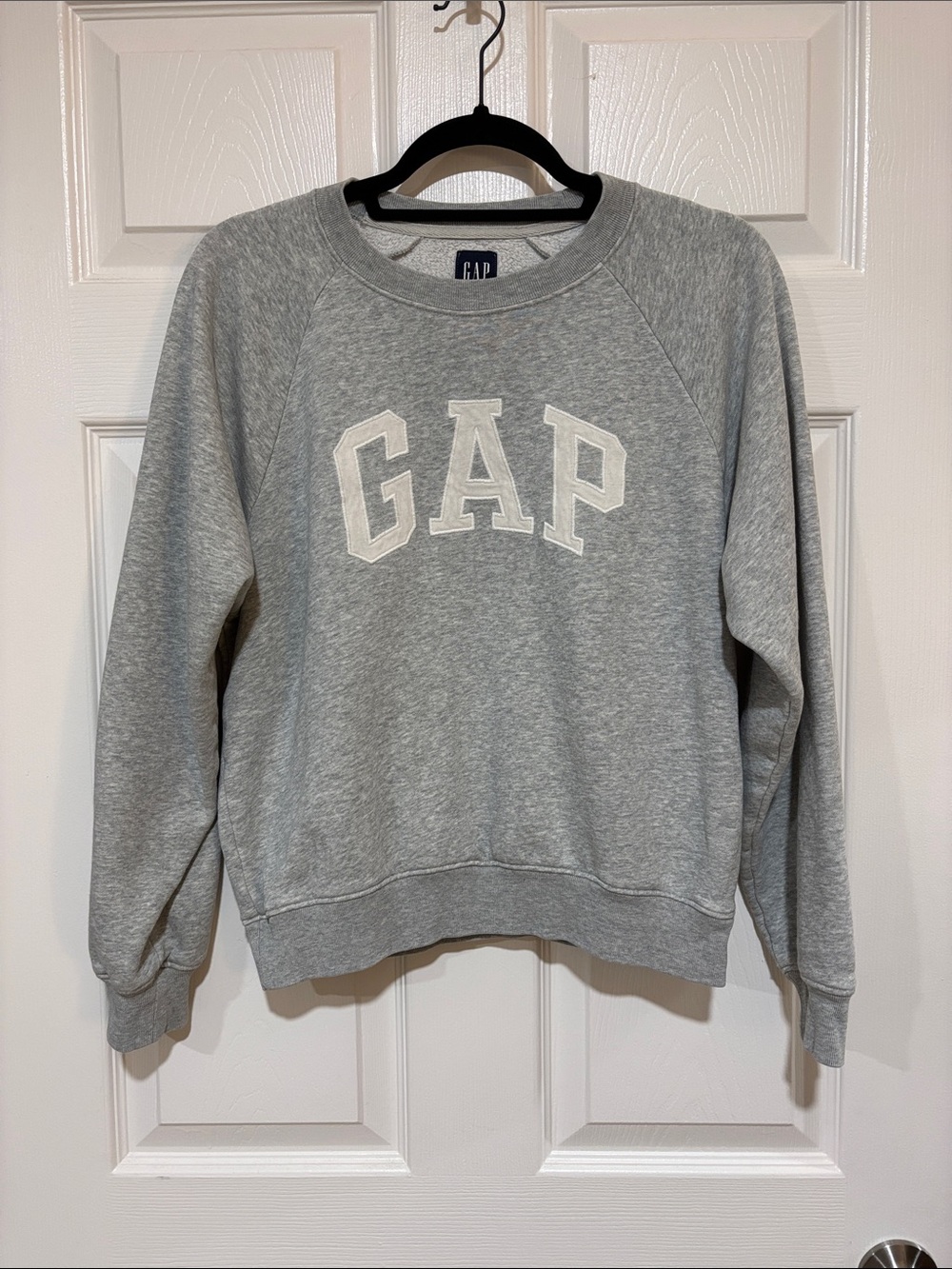 GAP Heather Gray Logo Pullover Sweatshirt Size XS